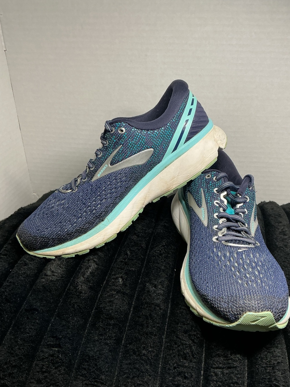 Brooks Ghost 11 Women’s Running Shoes Size 9.5 Wide D Navy Blue Teal 1202771D493